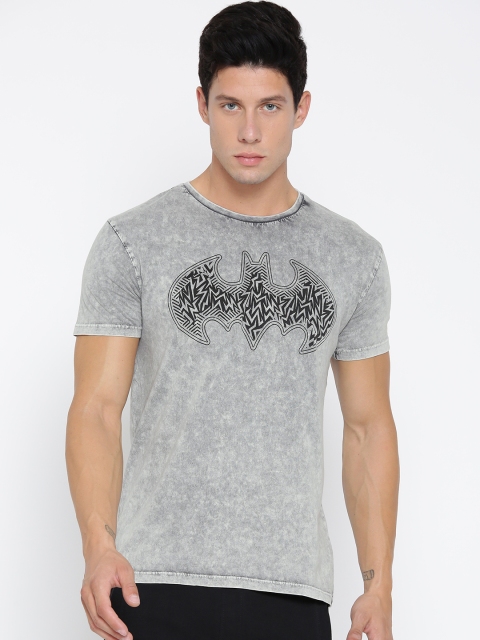 

Free Authority Men Grey Batman Printed T-shirt