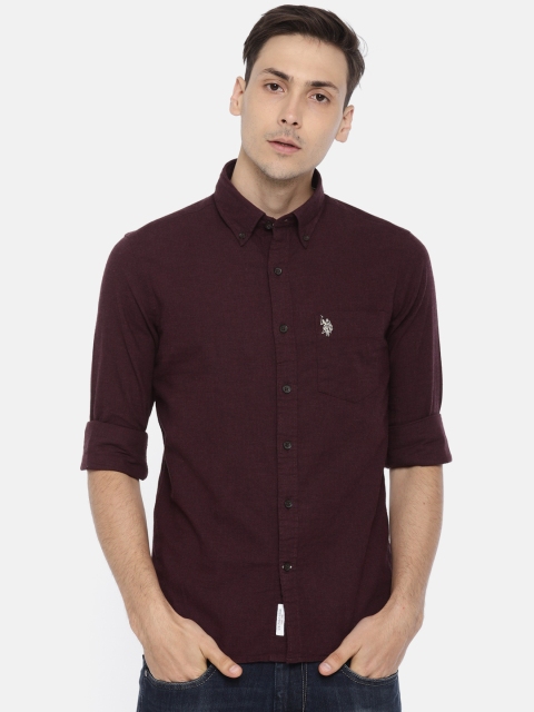 

U.S. Polo Assn. Men Burgundy Tailored Fit Solid Casual Shirt