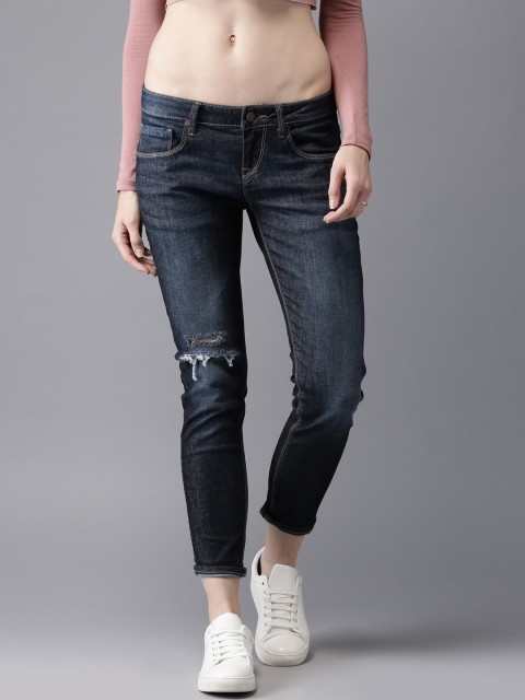 

HERE&NOW Women Blue Skinny Fit Mid-Rise Mildly Distressed Stretchable Cropped Jeans