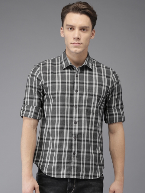 

HERE&NOW Men Grey & Off-White Regular Fit Checked Casual Shirt