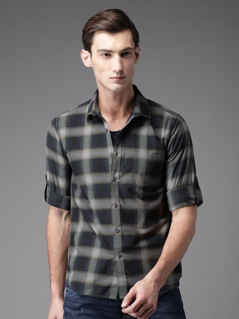 

HERE&NOW Men Grey & Navy Blue Regular Fit Checked Casual Shirt