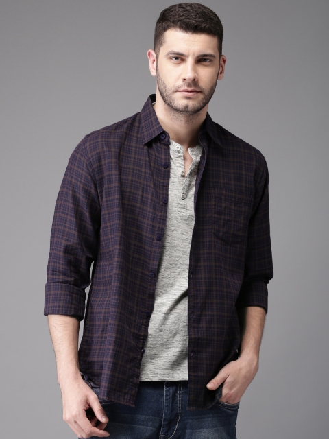 

Moda Rapido Men Navy Blue & Grey Checked Casual Shirt