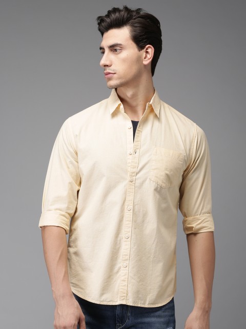 

Moda Rapido Men Beige Regular Fit Solid Casual Shirt