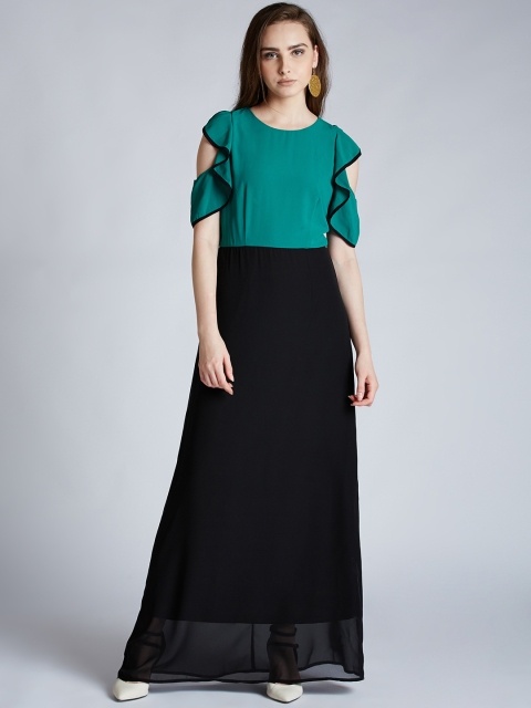 

Harpa Women Green & Black Solid Maxi Dress