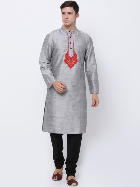 

Svanik Men Grey & Black Solid Kurta with Churidar
