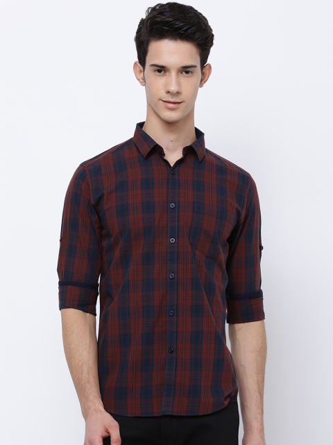 

HIGHLANDER Men Navy Blue & Red Slim Fit Checked Casual Shirt