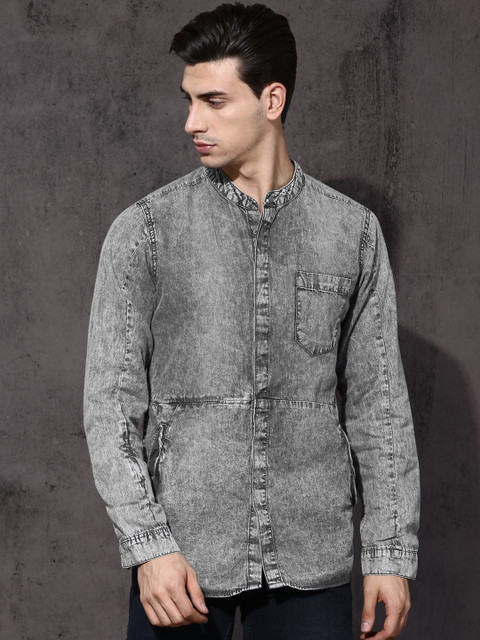 

Roadster Men Grey Regular Fit Faded Casual Shirt