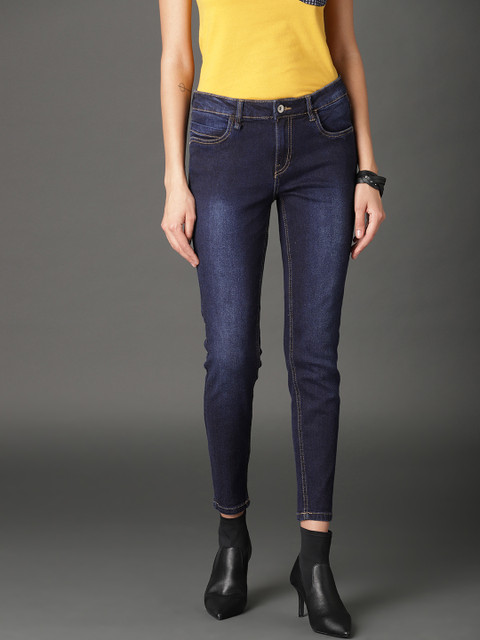 

Roadster Women Blue Skinny Fit Mid-Rise Clean Look Stretchable Cropped Jeans