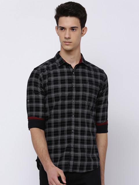 

LOCOMOTIVE Men Black & White Slim Fit Checked Casual Shirt