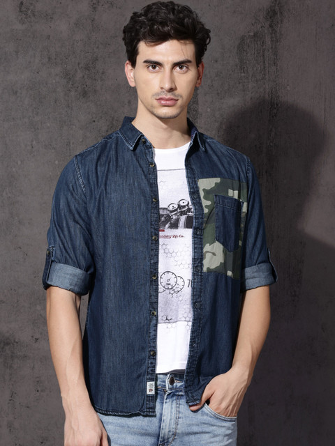 

Roadster Men Blue Regular Fit Faded Casual Shirt