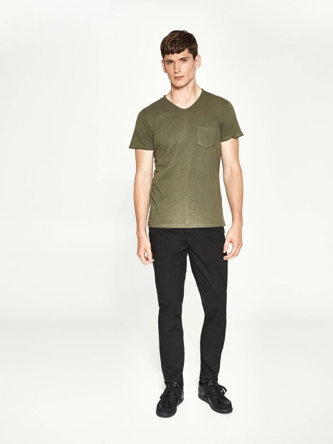 

OVS Men Olive Green Solid V-Neck T-shirt