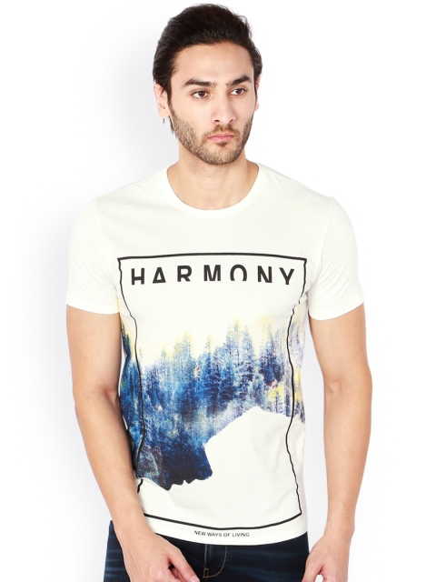 

V Dot Men White Printed Round Neck T-shirt