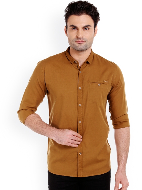 

L.A. SEVEN Men Khaki Semi Slim Fit Solid Casual Shirt