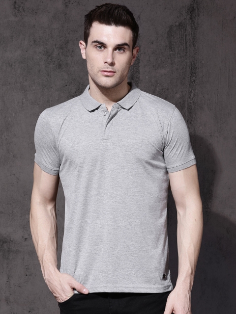 

Roadster Men Grey Melange Solid Polo Collar T-shirt