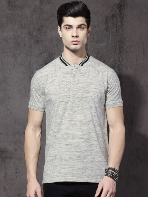 

Roadster Men Grey Melange Solid Mandarin Collar T-shirt