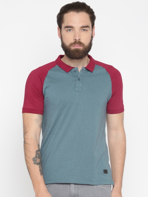 

Roadster Men Blue Solid Polo Collar T-shirt