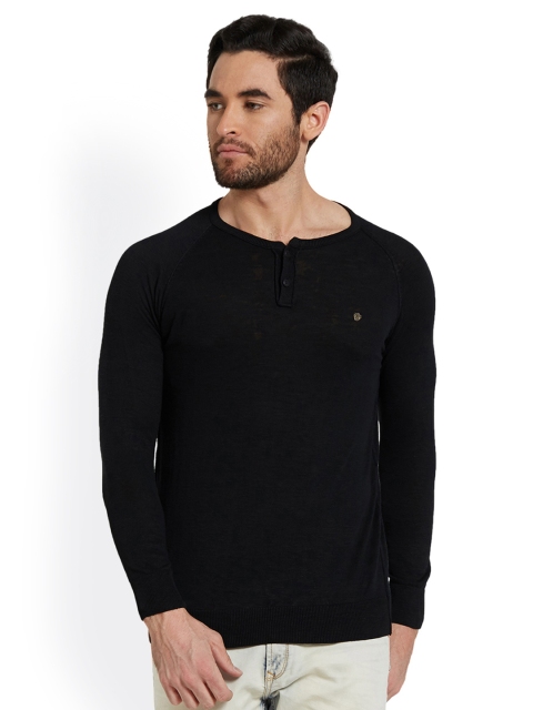 

SPYKAR Men Black Solid Henley Neck T-shirt