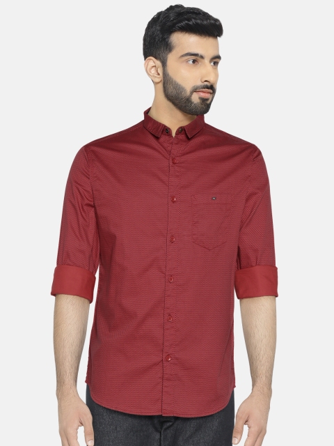 

SPYKAR Men Red Slim Fit Printed Casual Shirt