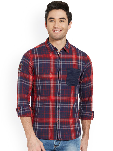 

SPYKAR Men Red & Navy Blue Slim Fit Checked Casual Shirt