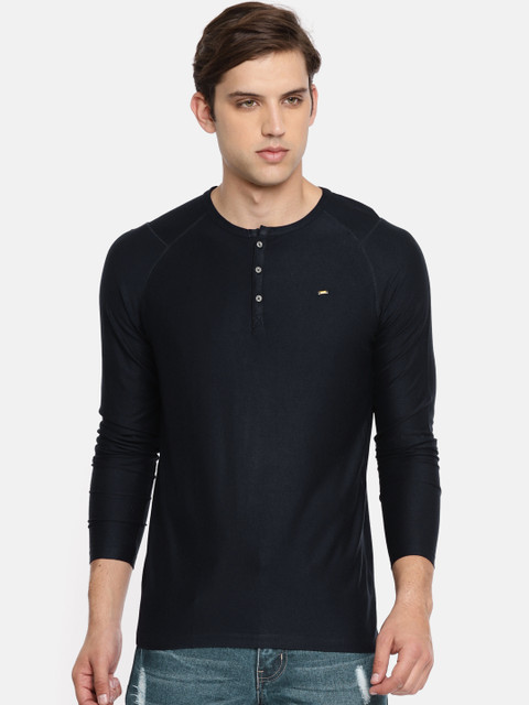 

SPYKAR Men Navy Blue Solid Henley Neck T-shirt