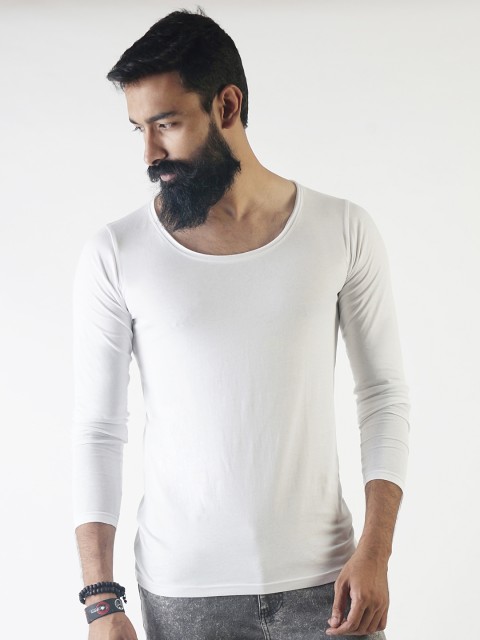 

Blue Saint Men White Solid Slim Fit Boat Neck T-shirt