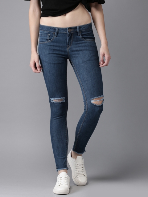 

Moda Rapido Women Blue Skinny Fit Mid-Rise Cropped Slash Knee Stretchable Jeans