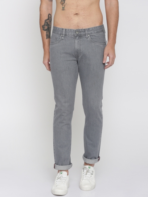 

Roadster Men Grey Slim Fit Mid-Rise Clean Look Jeans
