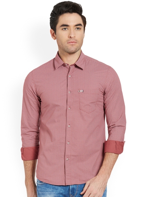 

SPYKAR Men Red Slim Fit Printed Casual Shirt