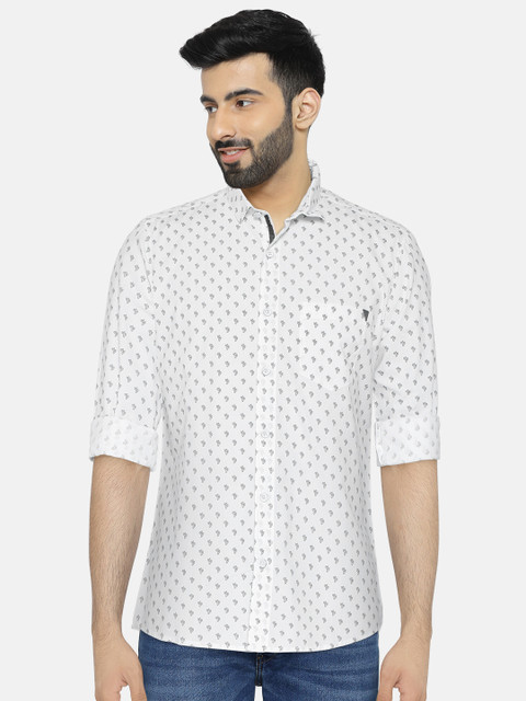 

SPYKAR Men White Slim Fit Printed Casual Shirt