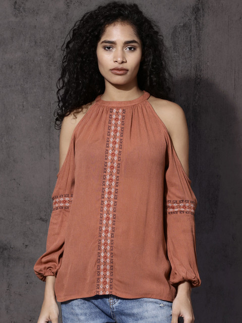 

Roadster Women Pink Solid Off shoulder Top
