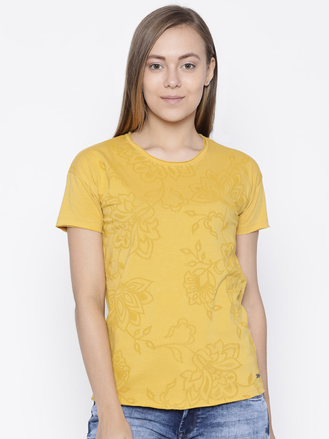 

Pepe Jeans Women Mustard Yellow Printed Round Neck T-shirt