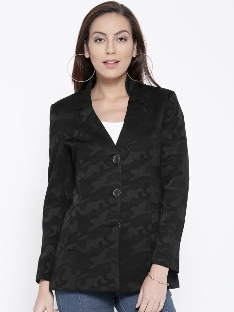 

Fort Collins Black Patterned Single-Breasted Coat