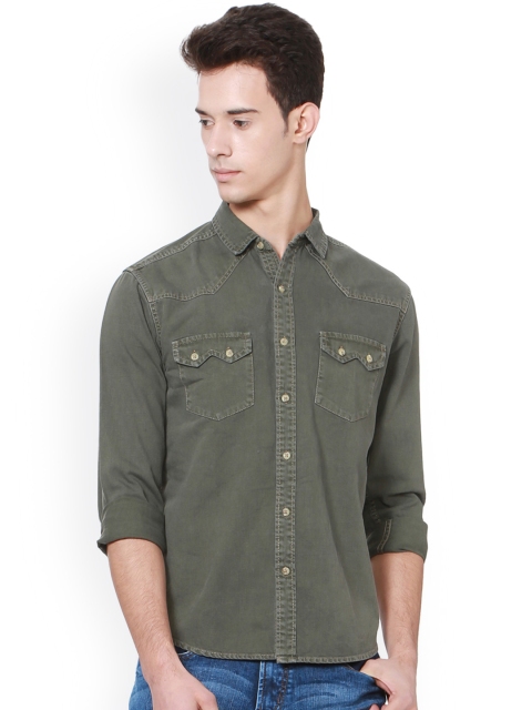 

People Men Olive Green Slim Fit Checked Casual Shirt