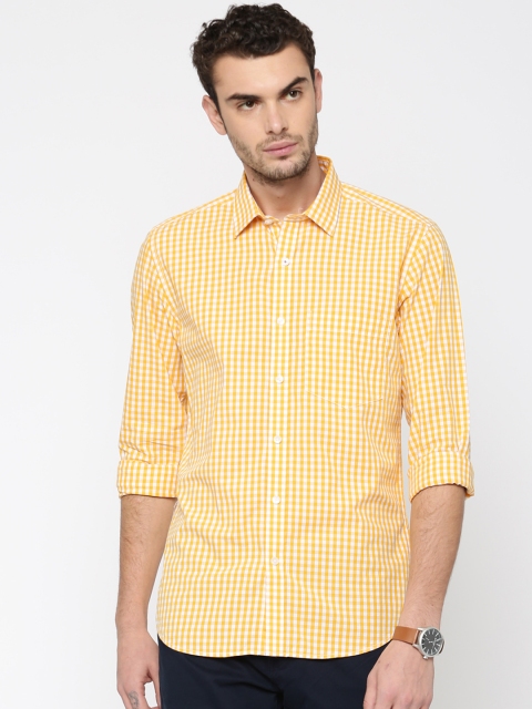 

University of Oxford by People Men Yellow & White Regular Fit Checked Casual Shirt