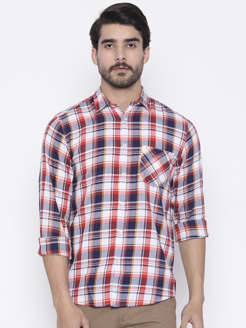 

Pepe Jeans Men White & Red Regular Fit Checked Casual Shirt