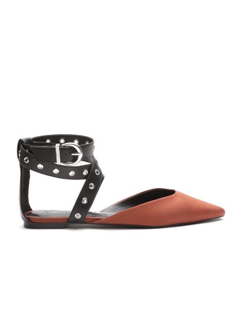 

MANGO Women Rust Brown & Black Solid Gladiators