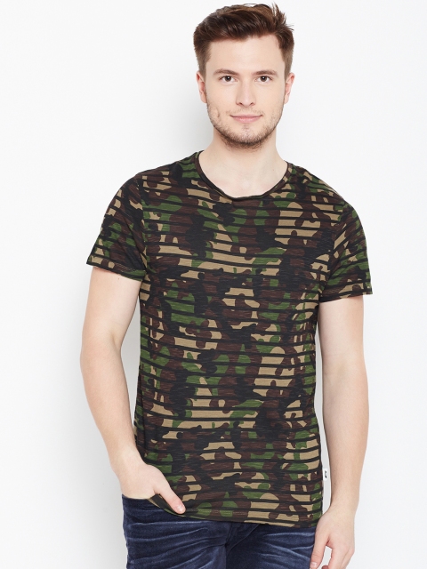 

Jack & Jones Men Olive Green & Beige Camouflage Print Round Neck T-shirt