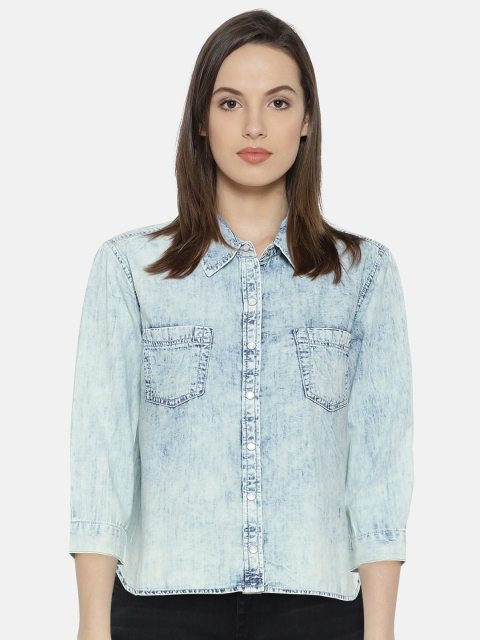 

Ginger by Lifestyle Women Blue Regular Fit Denim Faded Casual Shirt