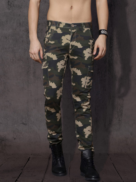 

Roadster Men Olive Green & Beige Regular Fit Printed Cargos