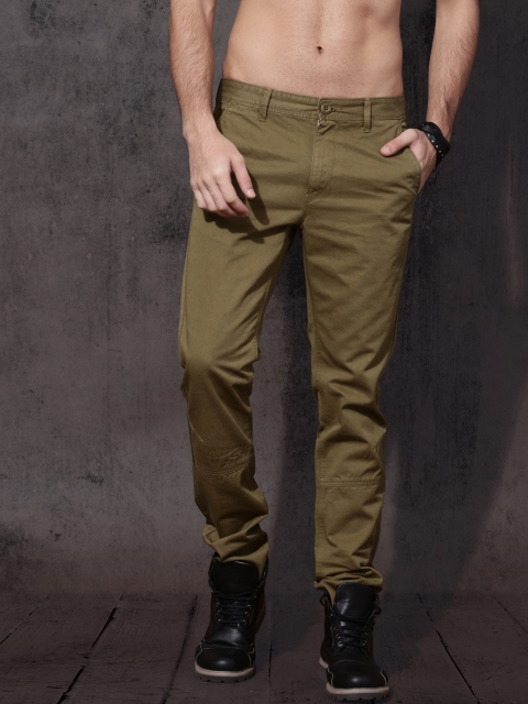

Roadster Men Khaki Slim Fit Solid Chinos