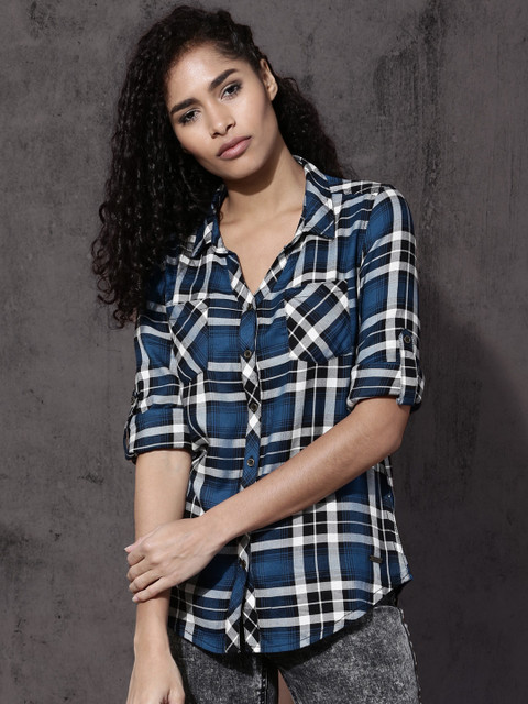 

Roadster Women Blue & Black Slim Fit Checked Casual Shirt