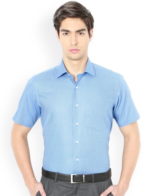 

Van Heusen Men Blue Regular Fit Solid Formal Shirt