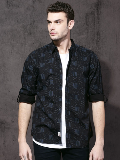 

Roadster Men Black & Blue Regular Fit Printed Casual Shirt