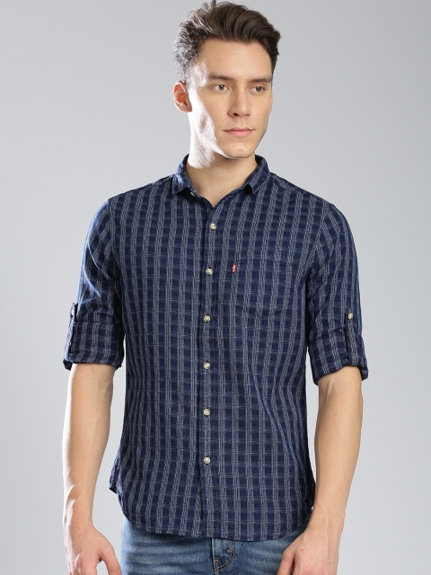 

Levis Men Blue & White Regular Fit Checked Casual Shirt