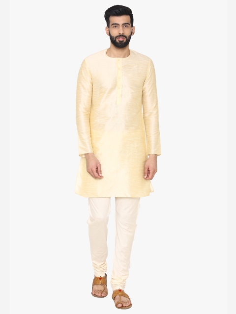 

Manyavar Men Beige Solid Straight Kurta