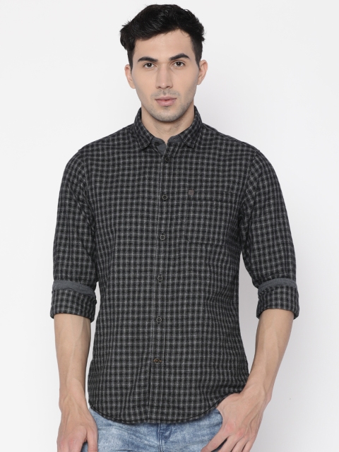 

Arrow Blue Jean Co. Men Black Slim Fit Checked Casual Shirt