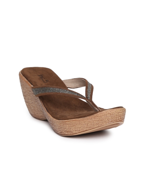 

Inc 5 Women Gunmetal-Toned & Brown Wedges, Metallic