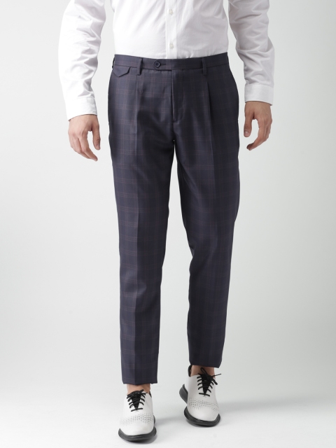 

INVICTUS Men Purple Slim Fit Checked Trousers