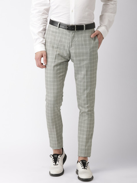 

INVICTUS Men Grey Slim Fit Checked Flat-Front Trousers