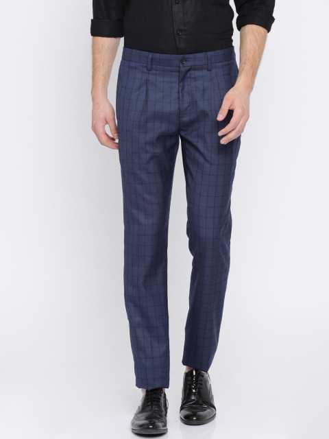 

INVICTUS Men Blue & Black Slim Fit Checked Formal Trousers